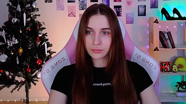 AliceCharmy online show from 12/17/24, 12:22