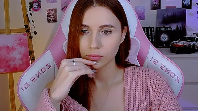 AliceCharmy online show from 01/29/25, 01:38