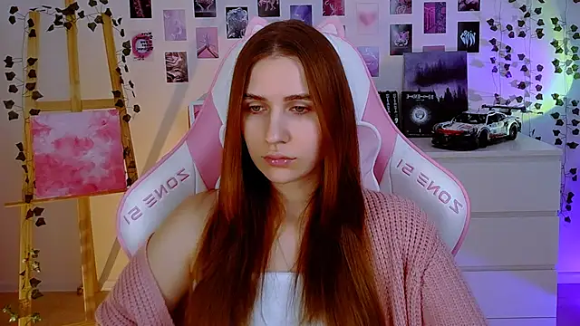 AliceCharmy online show from 01/30/25, 10:19