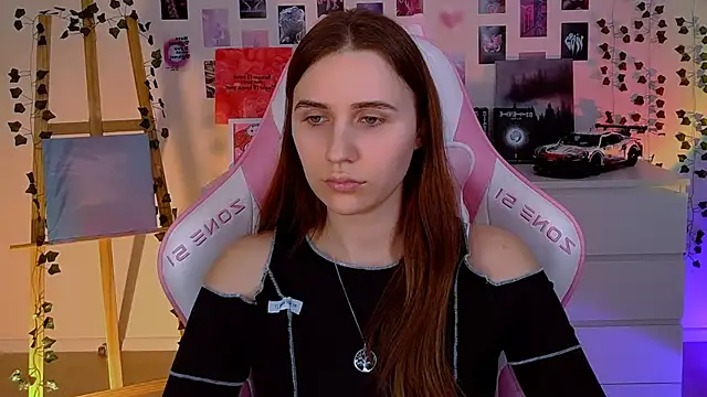 AliceCharmy online show from 02/13/25, 04:50