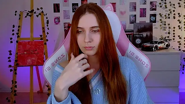 AliceCharmy online show from 03/22/25, 01:41