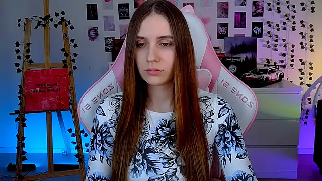 AliceCharmy online show from 09/13/25, 12:49