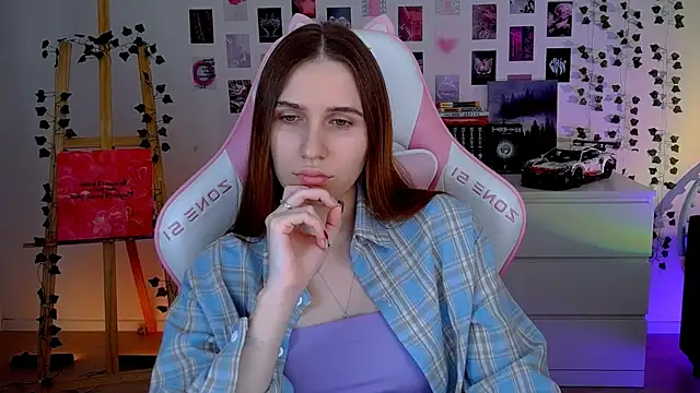 AliceCharmy online show from 09/14/25, 11:09