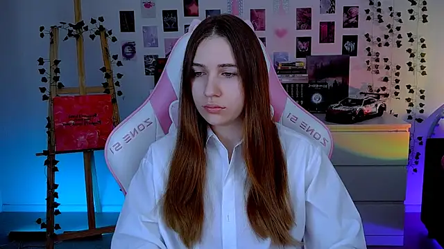 AliceCharmy online show from 10/10/25, 05:28