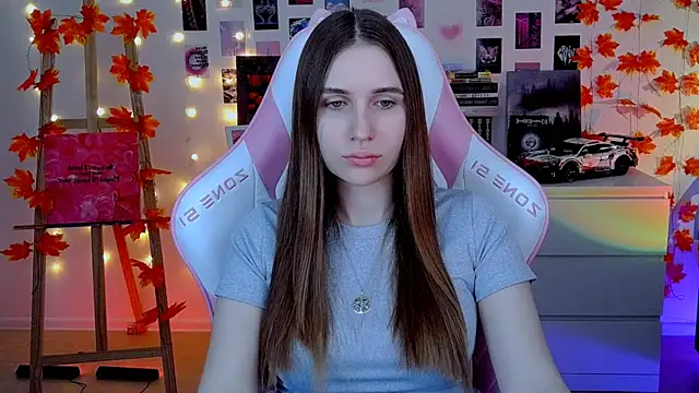 AliceCharmy online show from 11/03/25, 06:14