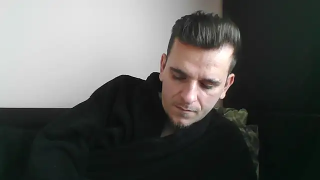 Huge cock22cm online show from 02/09/25, 11:25