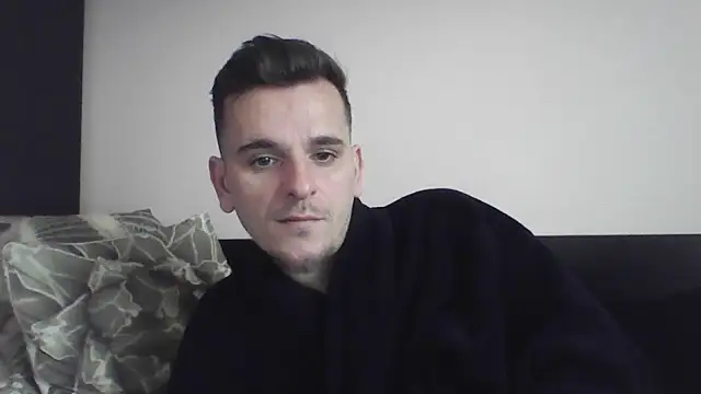 Huge cock22cm online show from 03/01/25, 09:07