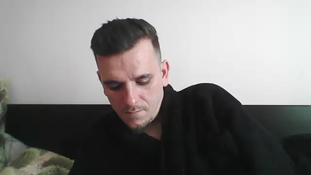 Huge cock22cm online show from 03/21/25, 11:33