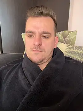 Huge cock22cm online show from 03/15/26, 08:09