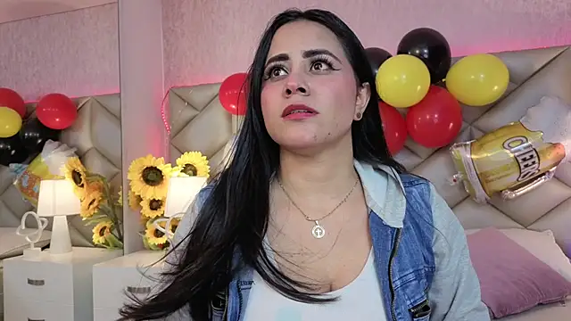 Brenda Garcia online show from 09/26/25, 08:02