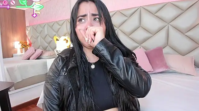 Brenda Garcia online show from 11/25/25, 08:42