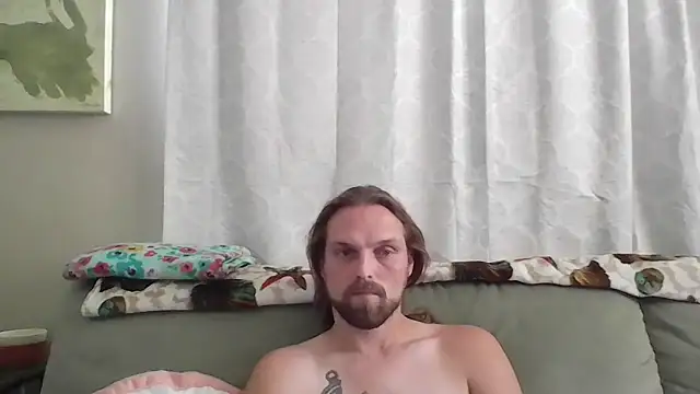 Snapshot of VitaminDrewFl chatting on 06/16/26, 05:04 VitaminDrewFl online show from 06/16/26, 05:04