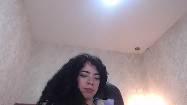 EmmaCowperr online show from 01/08/25, 09:53