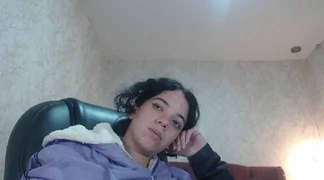 EmmaCowperr online show from 01/15/25, 10:38