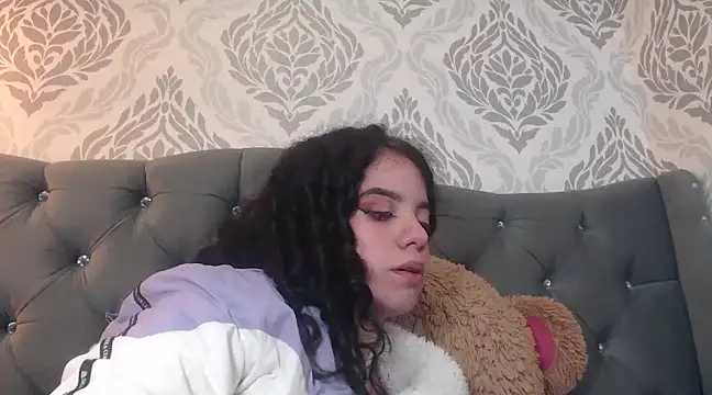 EmmaCowperr online show from 03/06/25, 07:10