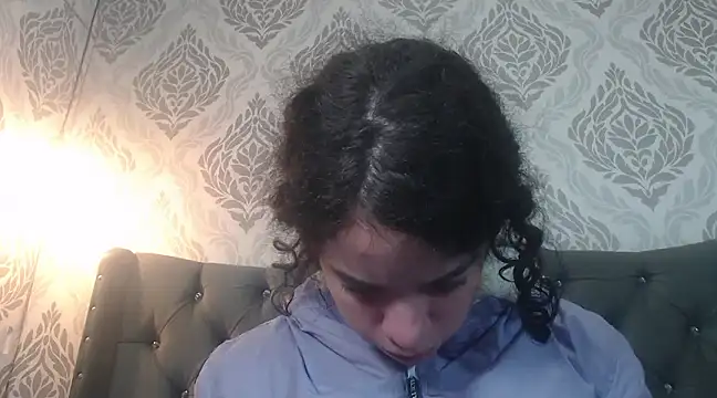 EmmaCowperr online show from 03/20/25, 11:49