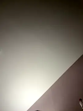 yxssxn24403 online show from 10/04/25, 02:31