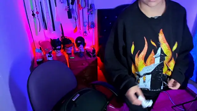 LucyStrike  online show from 01/07/26, 12:35