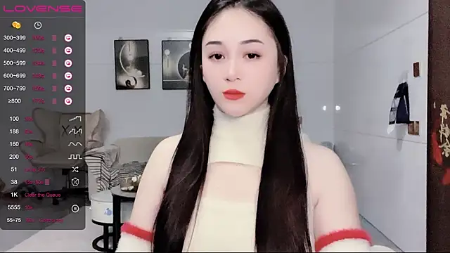 Snapshot of kolll88 chatting on 12/24/24, 02:44 kolll88 online show from 12/24/24, 02:44