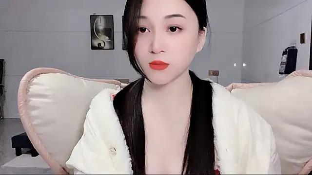 Snapshot of kolll88 chatting on 01/06/25, 06:03 kolll88 online show from 01/06/25, 06:03