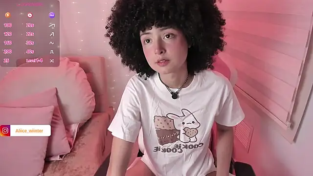 Alice winter  online show from 03/19/26, 06:12