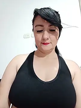 taalia online show from 06/06/26, 02:27