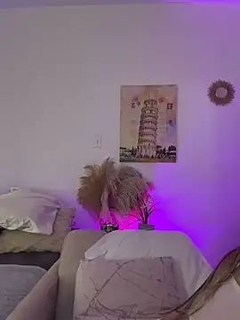 Ashleyjenner  online show from 04/08/26, 01:49