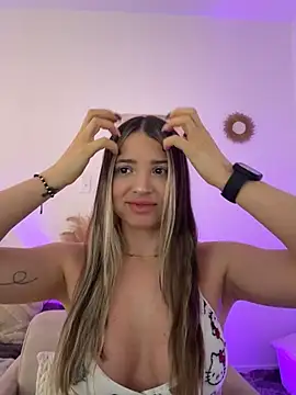 Ashleyjenner  online show from 04/11/26, 03:16