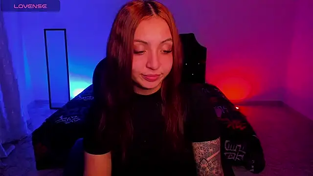 KetziaDoll online show from 09/18/25, 12:01