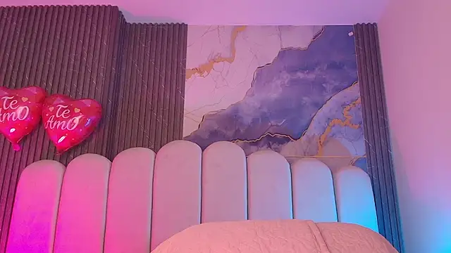 hot dione online show from 02/23/26, 07:22