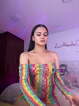 Snapshot of alee_lenoxx chatting on 05/11/26, 05:24 alee lenoxx online show from 05/11/26, 05:24