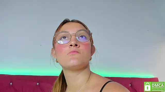 Ruth harvey  online show from 02/25/25, 06:42