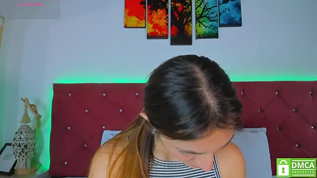 Ruth harvey  online show from 09/17/25, 01:02