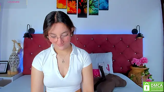 Ruth harvey  online show from 10/17/25, 01:46