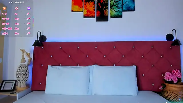 Ruth harvey  online show from 11/11/25, 12:27