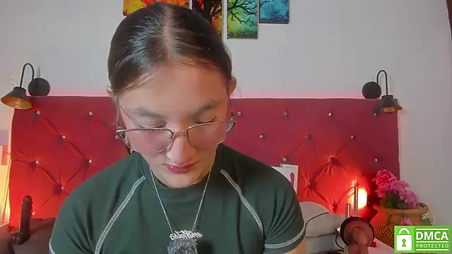 Ruth harvey  online show from 03/31/26, 01:33