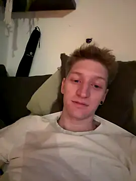 Snapshot of jerk_it_out69 chatting on 09/13/25, 05:46 jerk it out69 online show from 09/13/25, 05:46