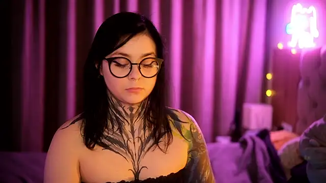 Snapshot of AcidPie chatting on 01/11/25, 11:24 AcidPie online show from 01/11/25, 11:24