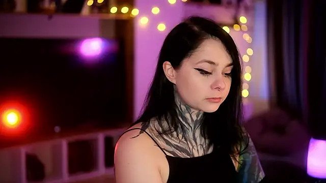 Snapshot of AcidPie chatting on 02/07/25, 03:23 AcidPie online show from 02/07/25, 03:23