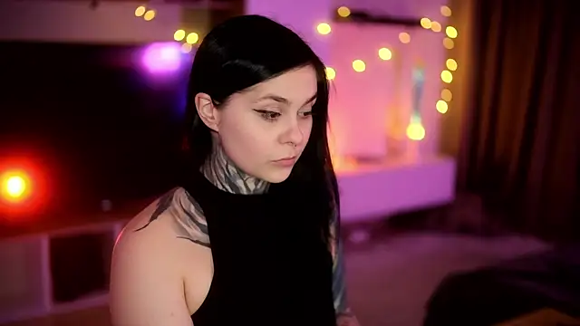 Snapshot of AcidPie chatting on 02/27/25, 04:32 AcidPie online show from 02/27/25, 04:32