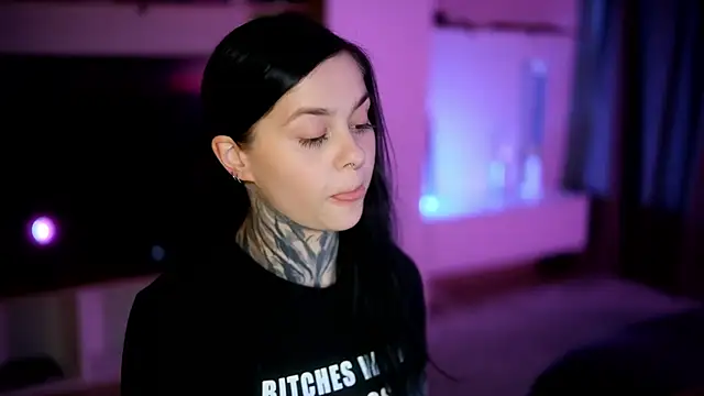 Snapshot of AcidPie chatting on 10/09/25, 07:56 AcidPie online show from 10/09/25, 07:56