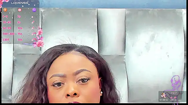 CamilaBenitez online show from 10/30/25, 04:30