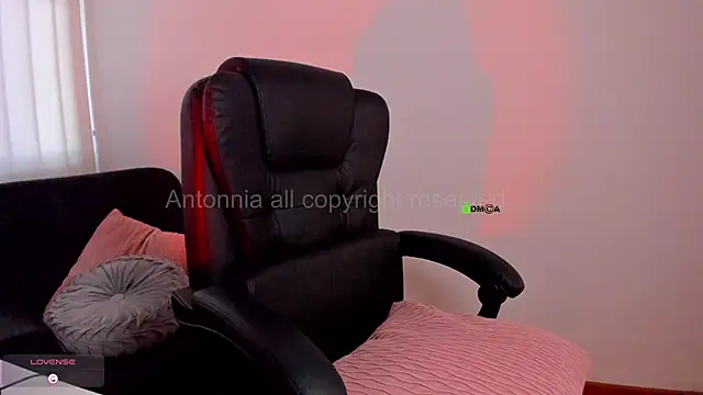 Anttonia Rose online show from 10/02/25, 05:09