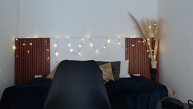 Dakotagloss online show from 12/23/24, 01:08