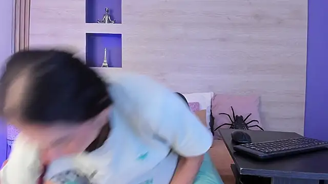 Dakotagloss online show from 10/24/25, 10:06