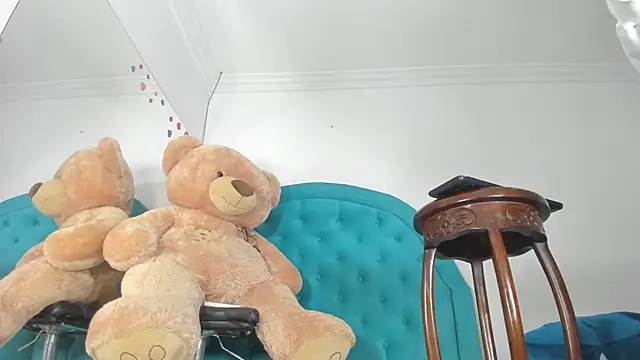 Alex Keit online show from 10/30/25, 01:23