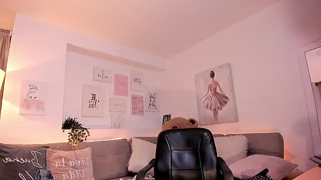 Nicolle foxy online show from 02/18/25, 02:05