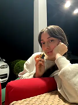 emiliasommer online show from 09/26/25, 08:24