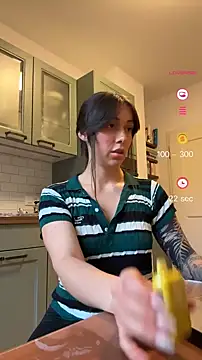 emiliasommer online show from 10/06/25, 04:15