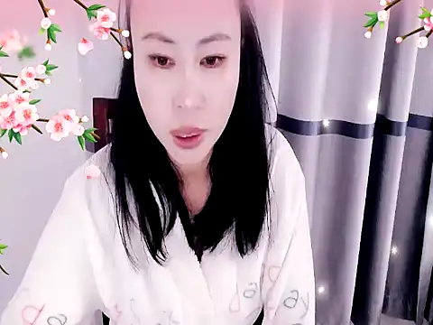 xiaoxuer online show from 12/15/24, 05:45